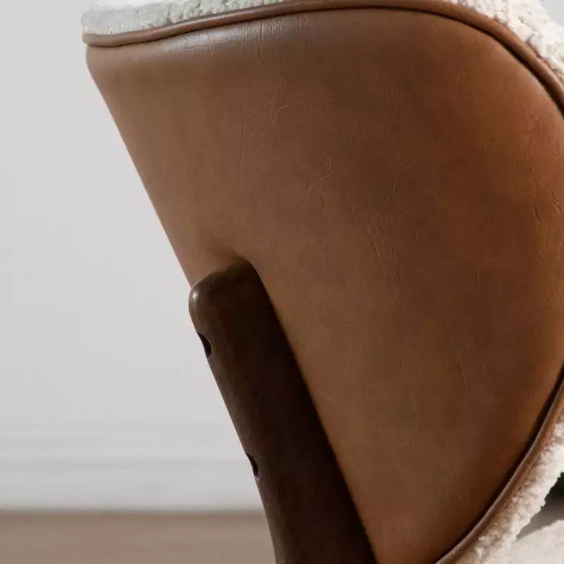 Table d'appoint moderne avec chaise noyer