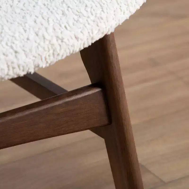 Table d'appoint moderne avec chaise noyer