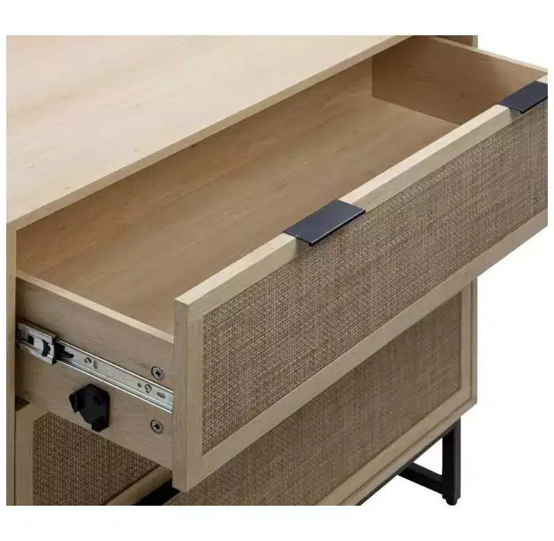 Commode en rotin