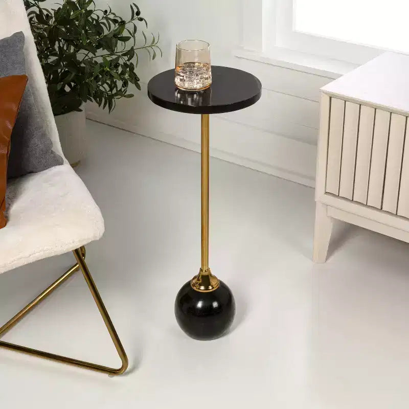 Table en métal glamour moderne