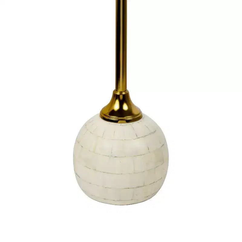Table en métal glamour moderne