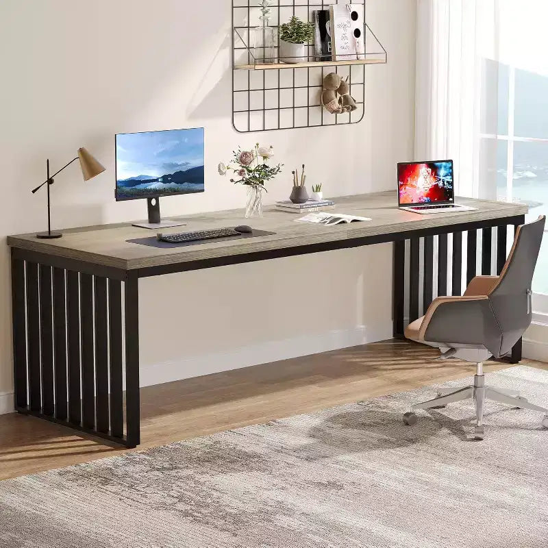 Bureau d'ordinateur