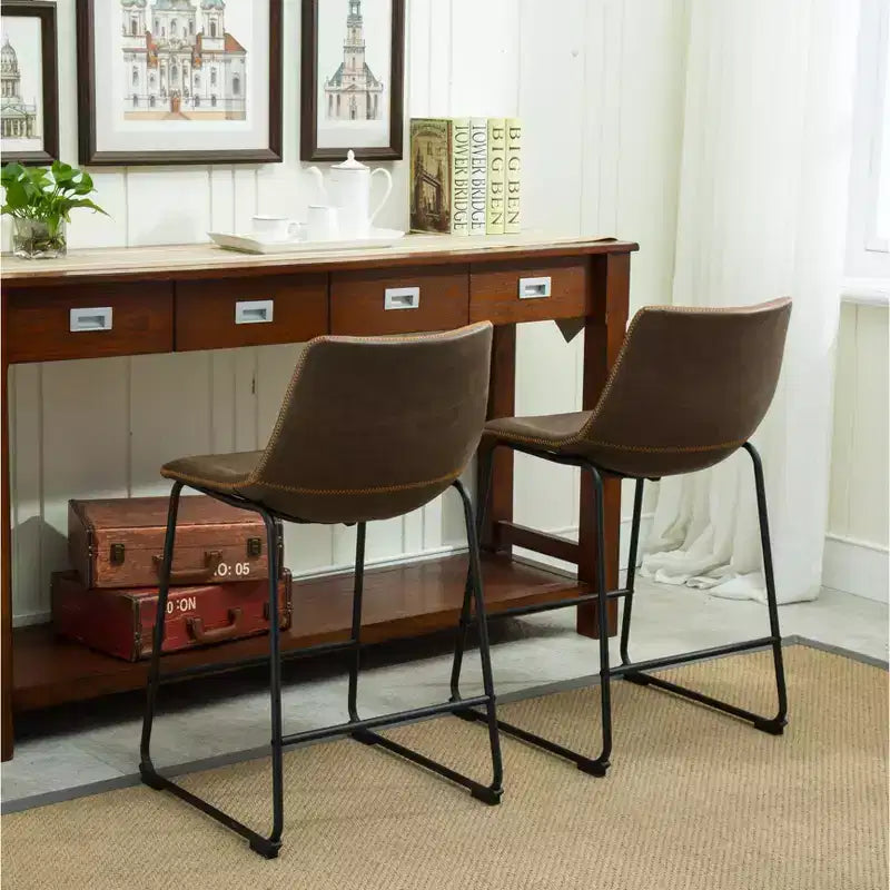 Tabourets de comptoir en cuir vintage